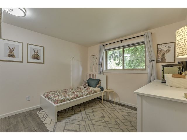 1680 Se 52ND Ave, Hillsboro, OR 97123