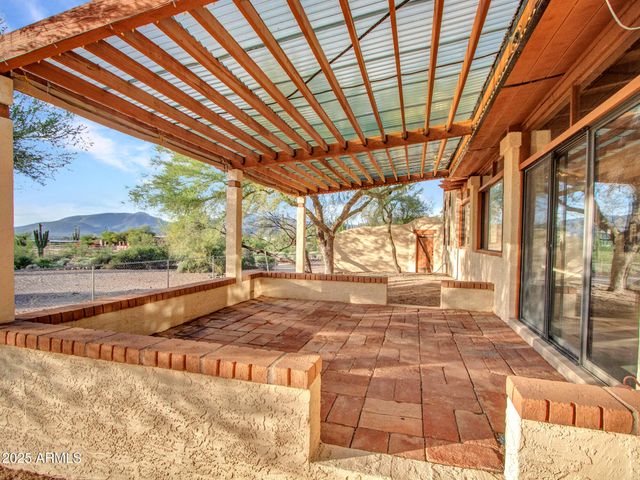 7143 E HIGHLAND Road, Cave Creek, AZ 85331