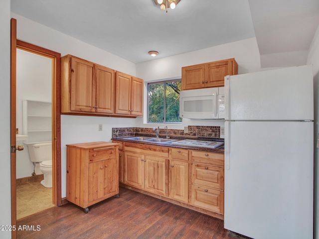 7143 E HIGHLAND Road, Cave Creek, AZ 85331