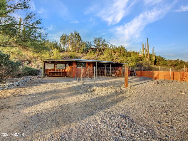 7143 E HIGHLAND Road, Cave Creek, AZ 85331