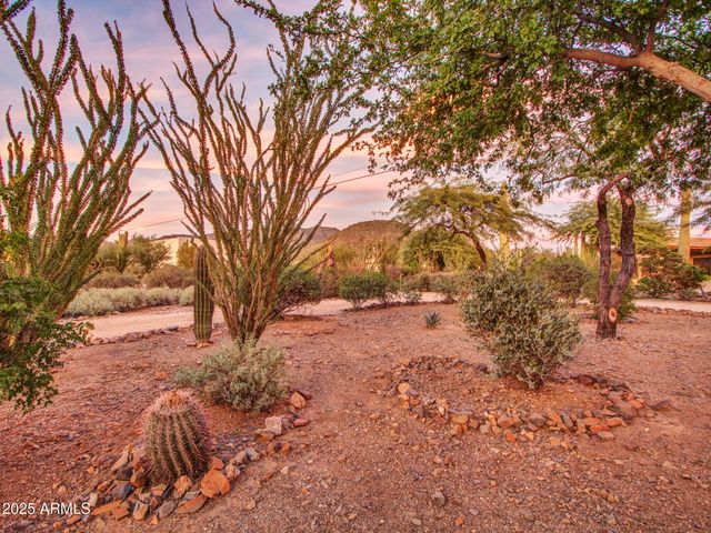 7143 E HIGHLAND Road, Cave Creek, AZ 85331