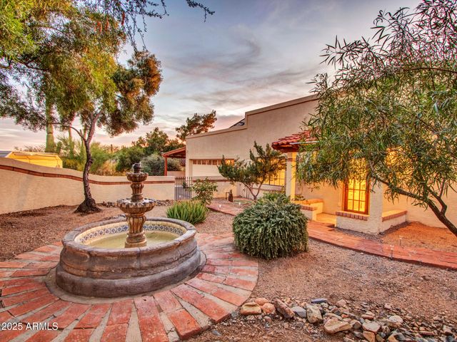 7143 E HIGHLAND Road, Cave Creek, AZ 85331