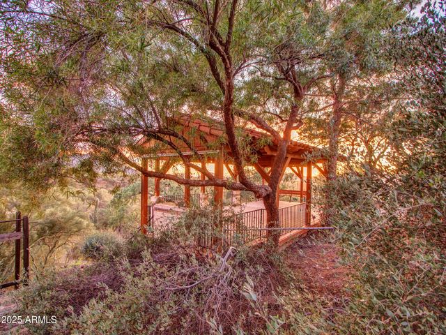 7143 E HIGHLAND Road, Cave Creek, AZ 85331