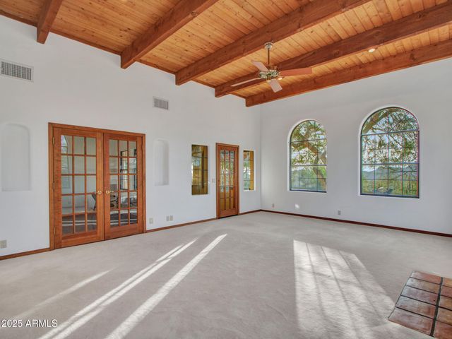 7143 E HIGHLAND Road, Cave Creek, AZ 85331