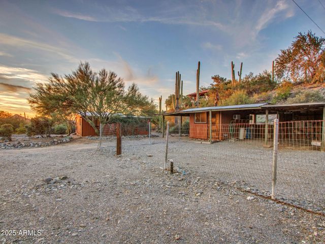 7143 E HIGHLAND Road, Cave Creek, AZ 85331