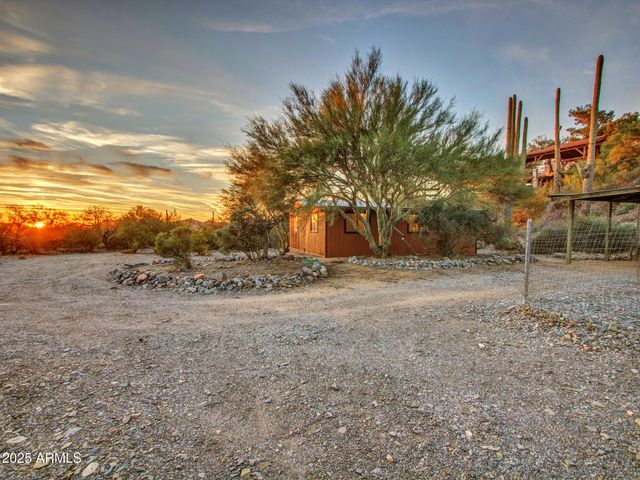 7143 E HIGHLAND Road, Cave Creek, AZ 85331