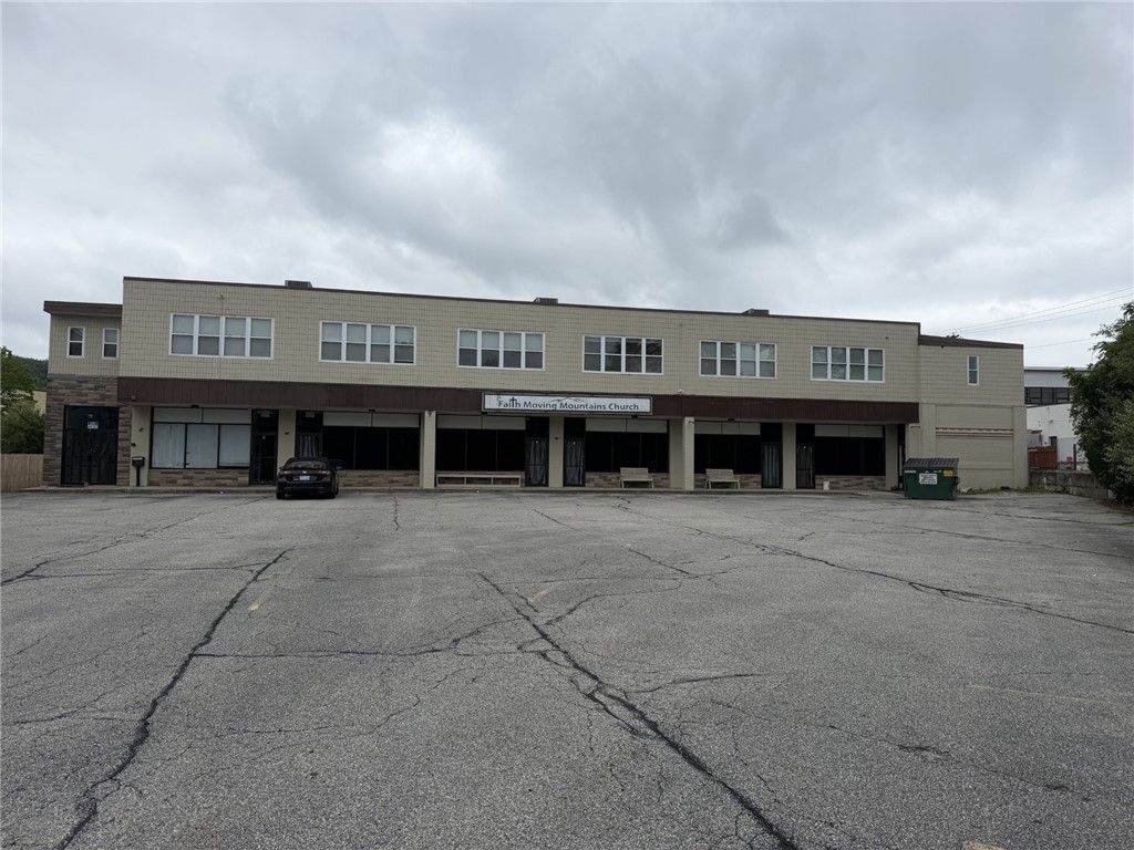 1408 Atwood Avenue 5, Johnston, RI 02919