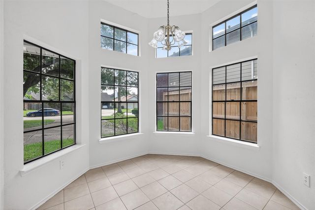 1114 Wentworth Drive, Pearland, TX 77584