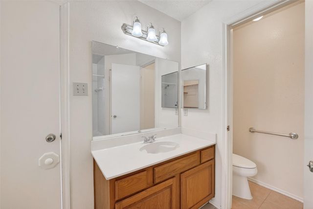 1114 Wentworth Drive, Pearland, TX 77584