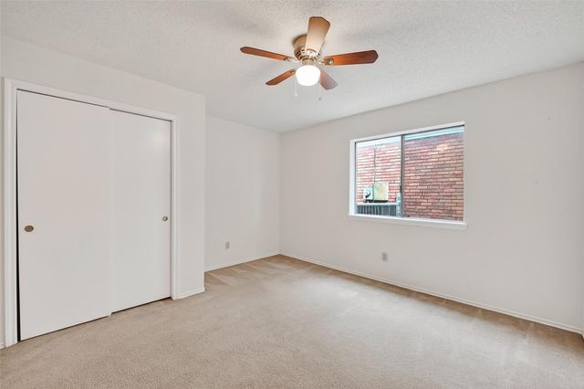 1114 Wentworth Drive, Pearland, TX 77584