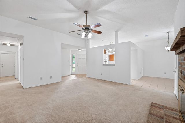 1114 Wentworth Drive, Pearland, TX 77584