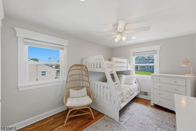 13 Cedar St, East Hanover Twp., NJ 07936