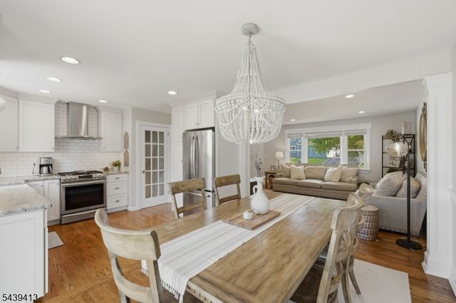 13 Cedar St, East Hanover Twp., NJ 07936