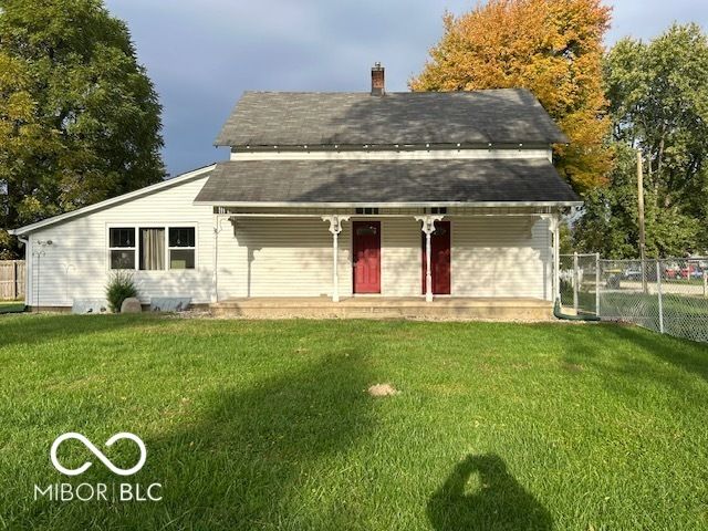 83 E Walnut Street, Fountaintown, IN 46130