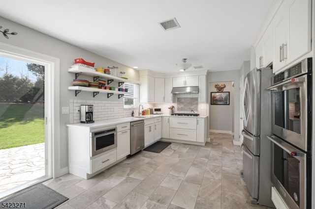 47 Sherbrook Dr, Rockaway Twp., NJ 07866