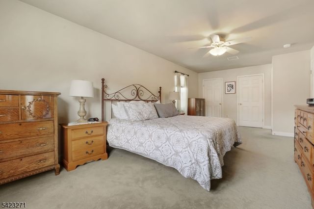 47 Sherbrook Dr, Rockaway Twp., NJ 07866