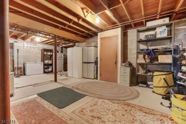 47 Sherbrook Dr, Rockaway Twp., NJ 07866