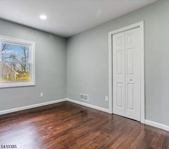 93 Minnisink Rd, Jefferson Twp., NJ 07849