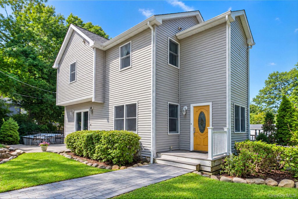 306 Liberty Avenue, Port Jefferson, NY 11777 — exterior