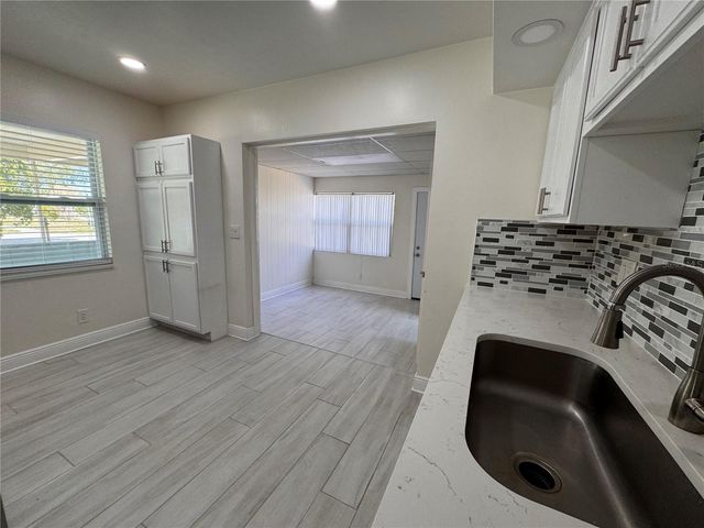 5601 62ND WAY N, St Petersburg, FL 33709