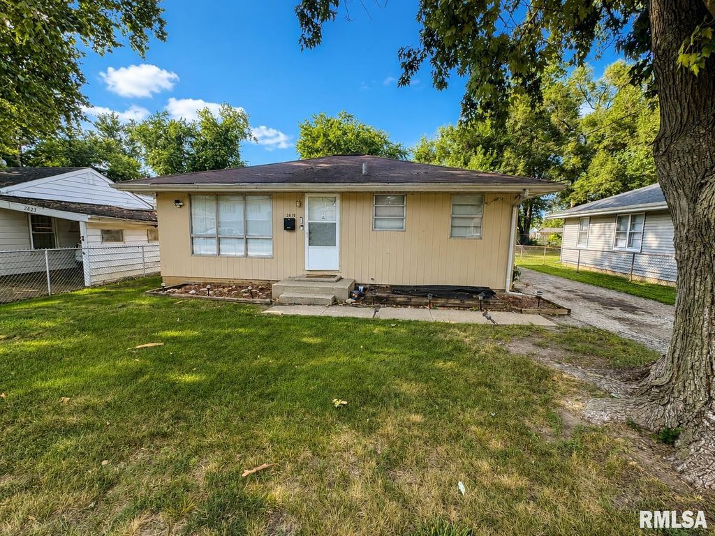 2819 W MARQUETTE Street, Peoria, IL 61605