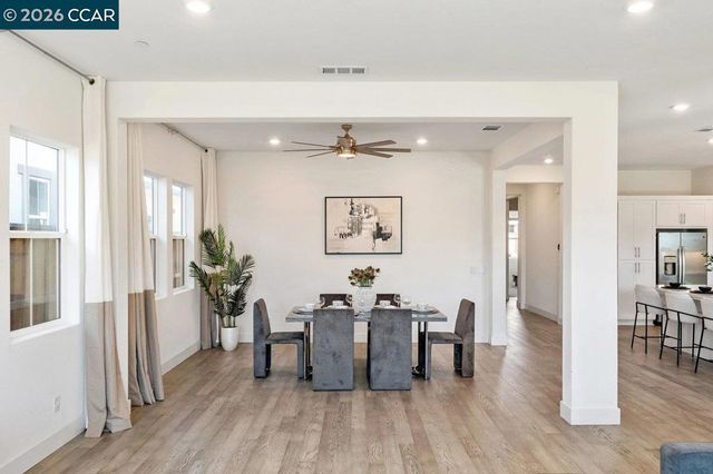 3096 Leeds Ln, Tracy, CA 95377