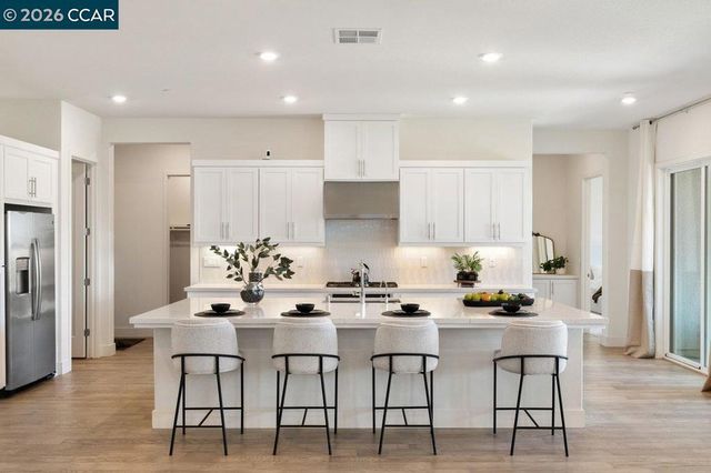 3096 Leeds Ln, Tracy, CA 95377