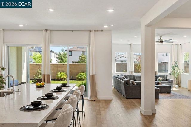 3096 Leeds Ln, Tracy, CA 95377