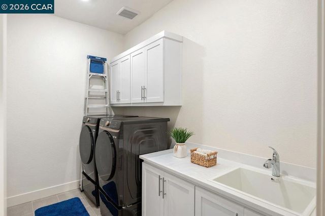 3096 Leeds Ln, Tracy, CA 95377