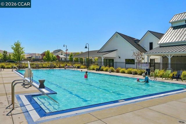 3096 Leeds Ln, Tracy, CA 95377