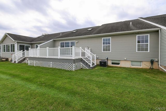 3727 Pegasus Circle, Camillus, NY 13209