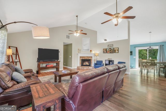 135 Mathews Road, Milner, GA 30257