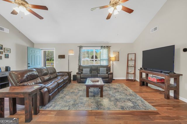 135 Mathews Road, Milner, GA 30257