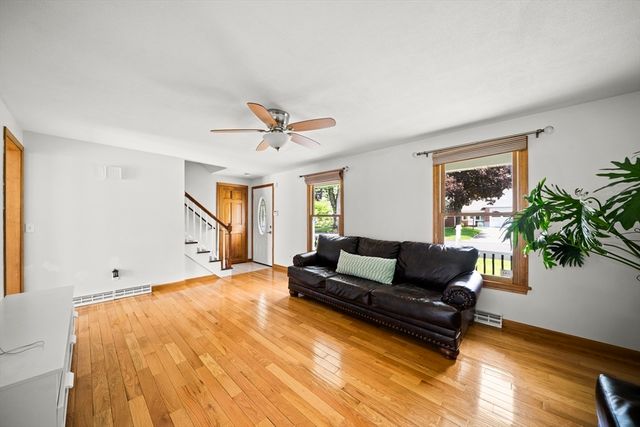 84 Wheeler Avenue, Springfield, MA 01118