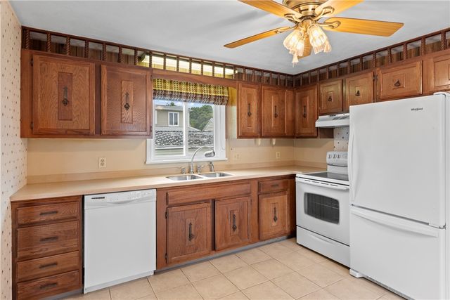 7 Esther Street, Cranston, RI 02920