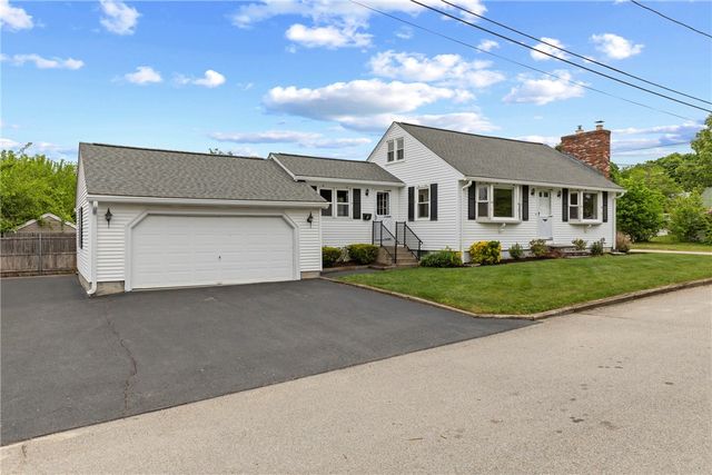 7 Esther Street, Cranston, RI 02920