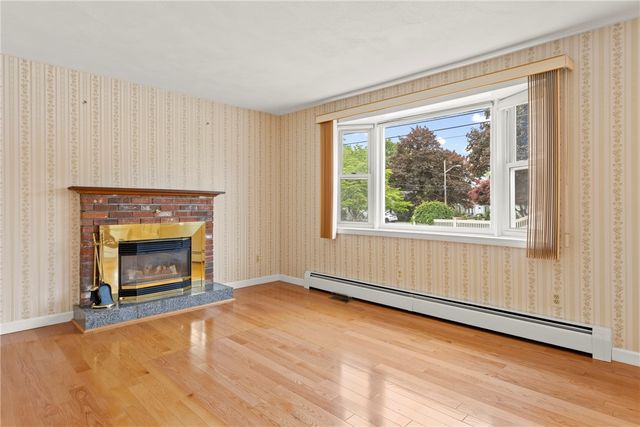7 Esther Street, Cranston, RI 02920