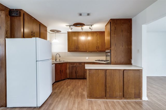 10414 Losa Drive, Dallas, TX 75218