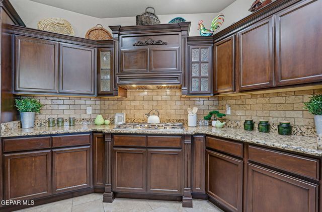 3036 CASCADE POINT Drive, El Paso, TX 79938