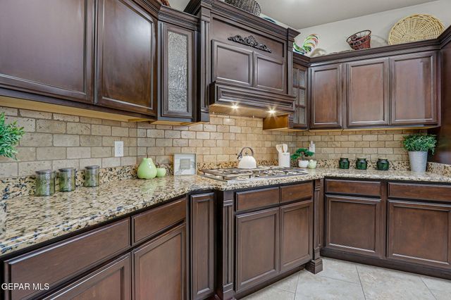 3036 CASCADE POINT Drive, El Paso, TX 79938