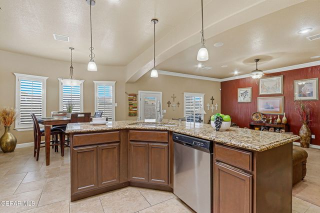 3036 CASCADE POINT Drive, El Paso, TX 79938