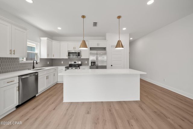 1303 Louisiana Avenue, Lynn Haven, FL 32444
