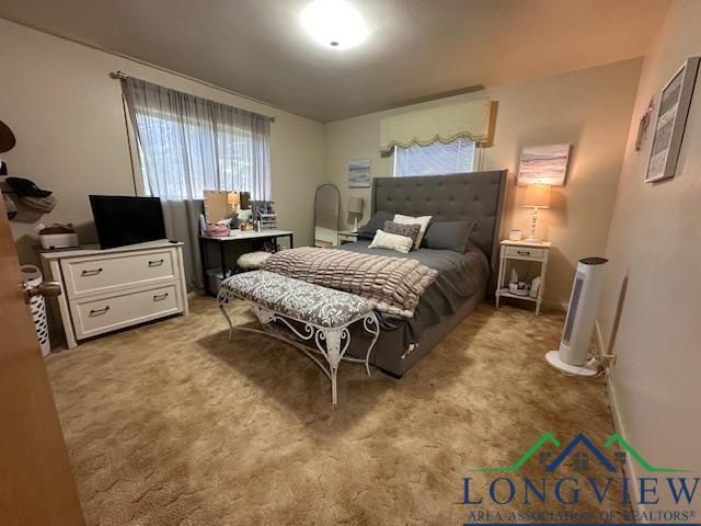 260 Hargis Dr., New London, TX 75682