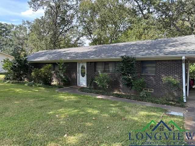 260 Hargis Dr., New London, TX 75682