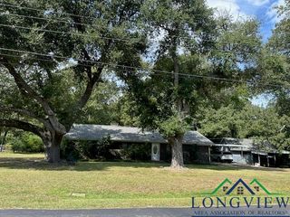 260 Hargis Dr., New London, TX 75682