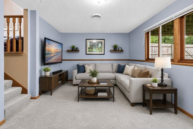 14137 Carmody Drive, Eden Prairie, MN 55347