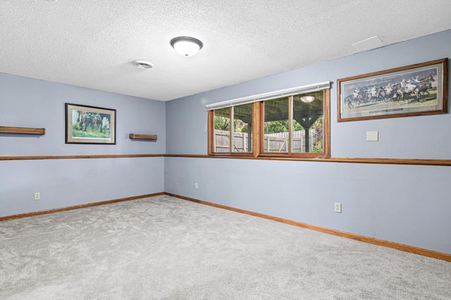 14137 Carmody Drive, Eden Prairie, MN 55347