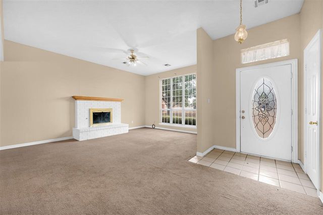 5 NW Pleasant View Rdg, Lawton, OK 73505