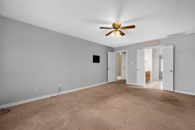 5 NW Pleasant View Rdg, Lawton, OK 73505