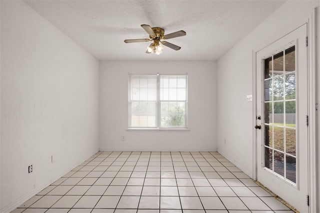 5 NW Pleasant View Rdg, Lawton, OK 73505